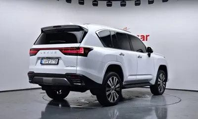 Lexus LX