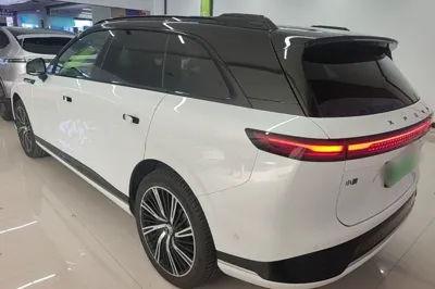 Xpeng G9