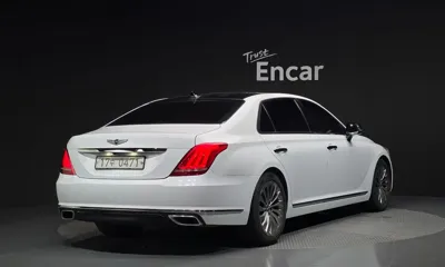 Genesis EQ900