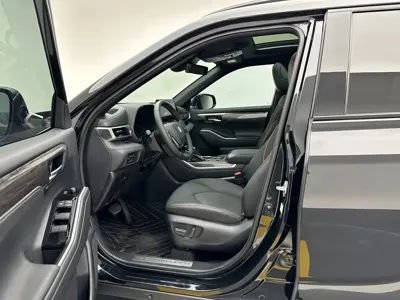 Toyota Crown Kluger