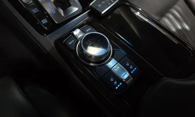 Genesis EQ900