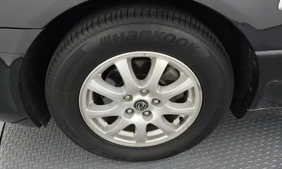 Kia Opirus