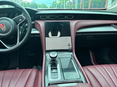 Hongqi Hongqi H5