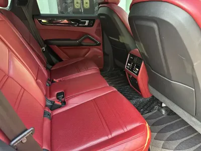 Porsche Cayenne Hybrid