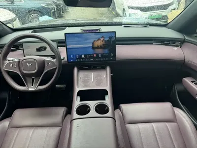 Voyah Free