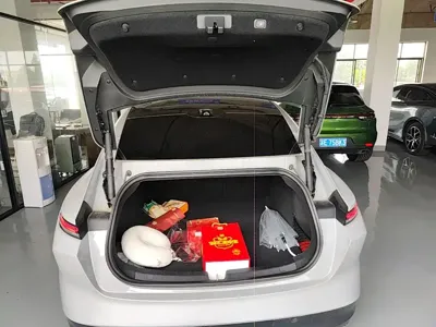 Nio ET5