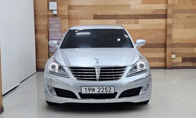 Hyundai Equus