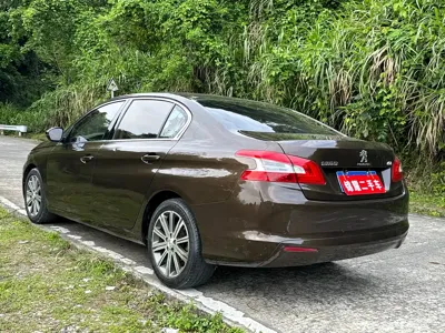 Peugeot 408