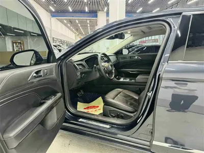Ford Taurus