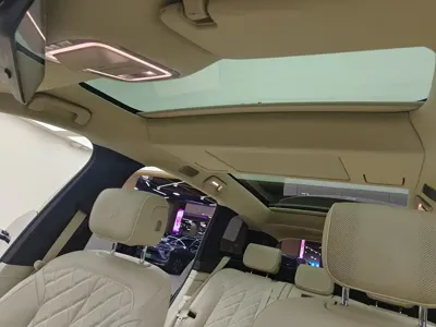 Nio ES8
