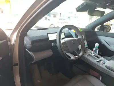 Nio EC6