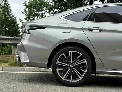 Chery Arrizo 8