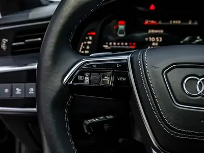 Audi A7L