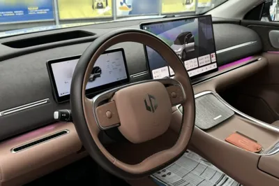 Leapmotor C11