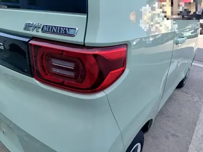 Wuling MINIEV