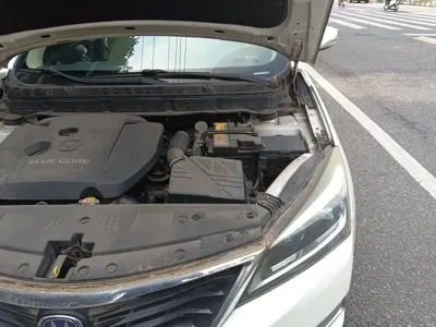 Changan V7