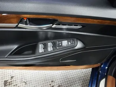 Genesis EQ900