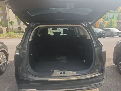 Hongqi HS7 PHEV