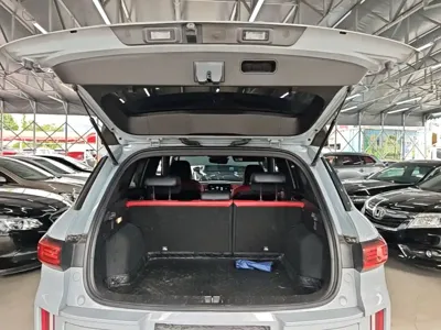 Geely ICON