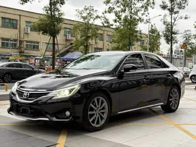 Toyota Reiz