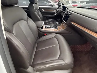 Roewe RX8
