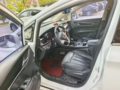 BYD MAX