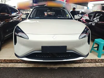 Baojun E6