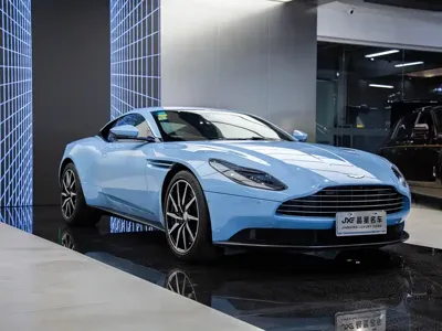 Aston Martin DB11