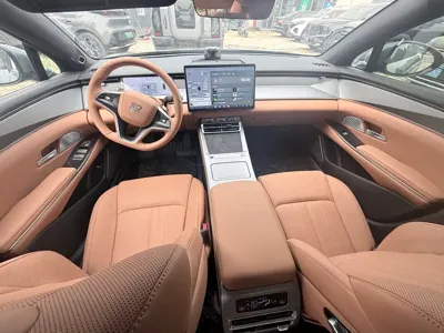 BYD 汉L