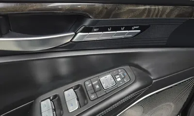 Genesis EQ900