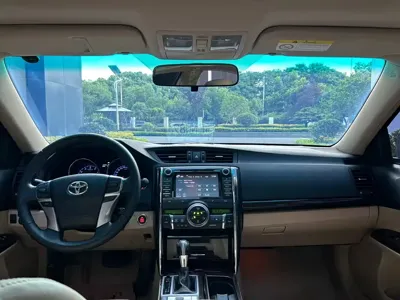 Toyota Reiz