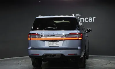 Lincoln Navigator