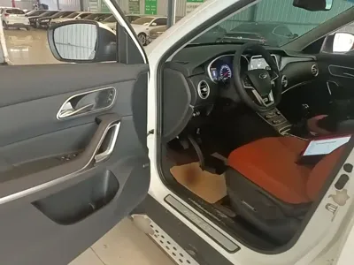 JAC Refine S7