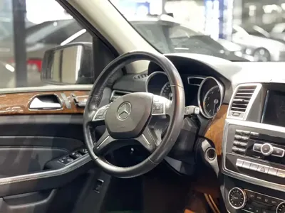 Mercedes-Benz M-Class