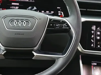 Audi A7L