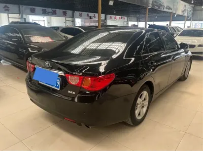 Toyota Reiz