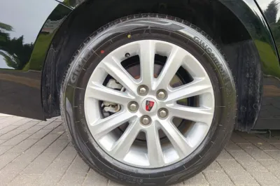 Roewe 950