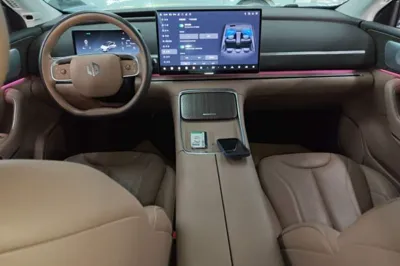 Leapmotor C11