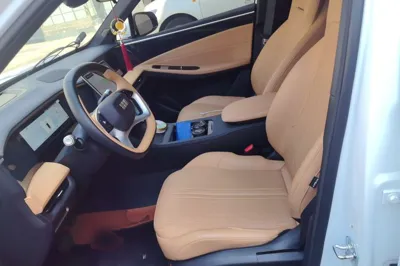 Geely Galaxy L7
