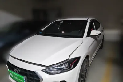 Hyundai Elantra (6th Generation
