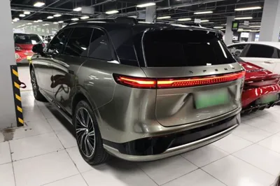 Xpeng G9