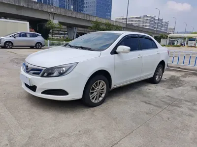 BYD e5