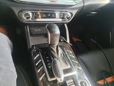 Bestune T77