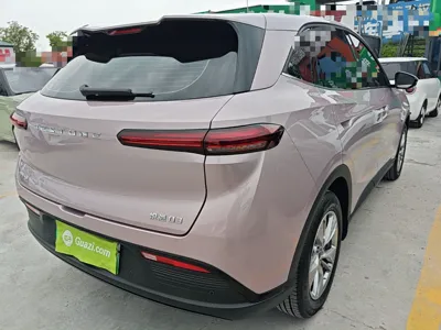 Bestune Yueyi 03