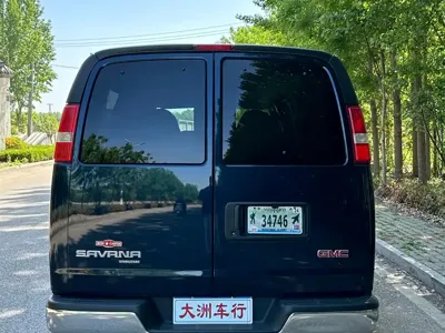 GMC Savana
