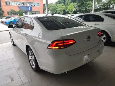 Volkswagen Lamando