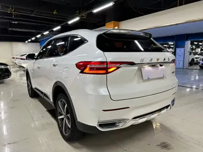 Haval F7