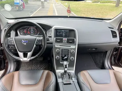 Volvo XC60 (Import)