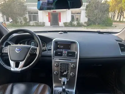 Volvo XC60 (Import)