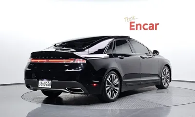 Lincoln MKZ